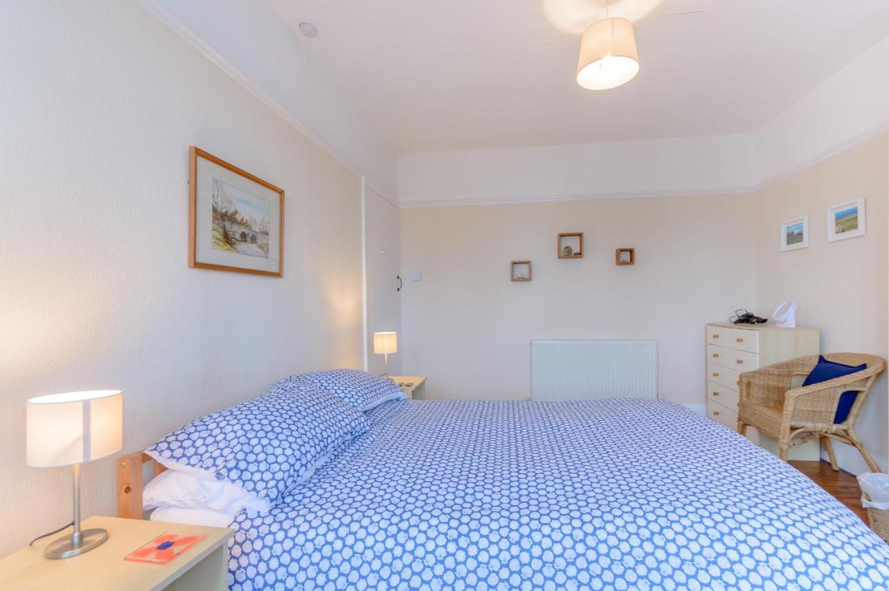 Llys-Y-Gan Villa Fishguard Buitenkant foto